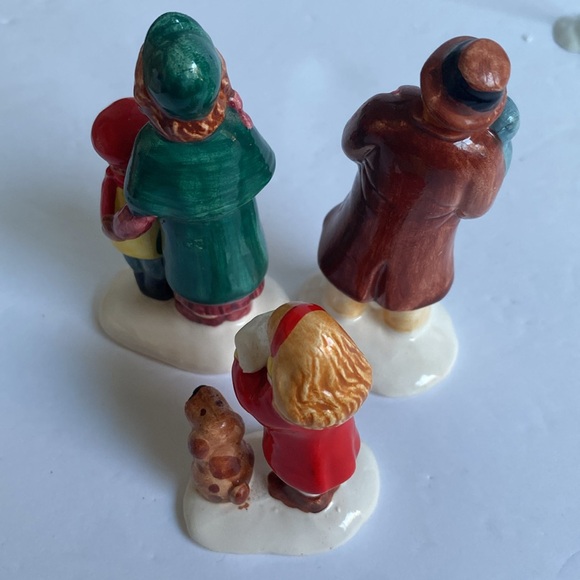 Department 56 Christmas Village lot - Picture 9 of 13